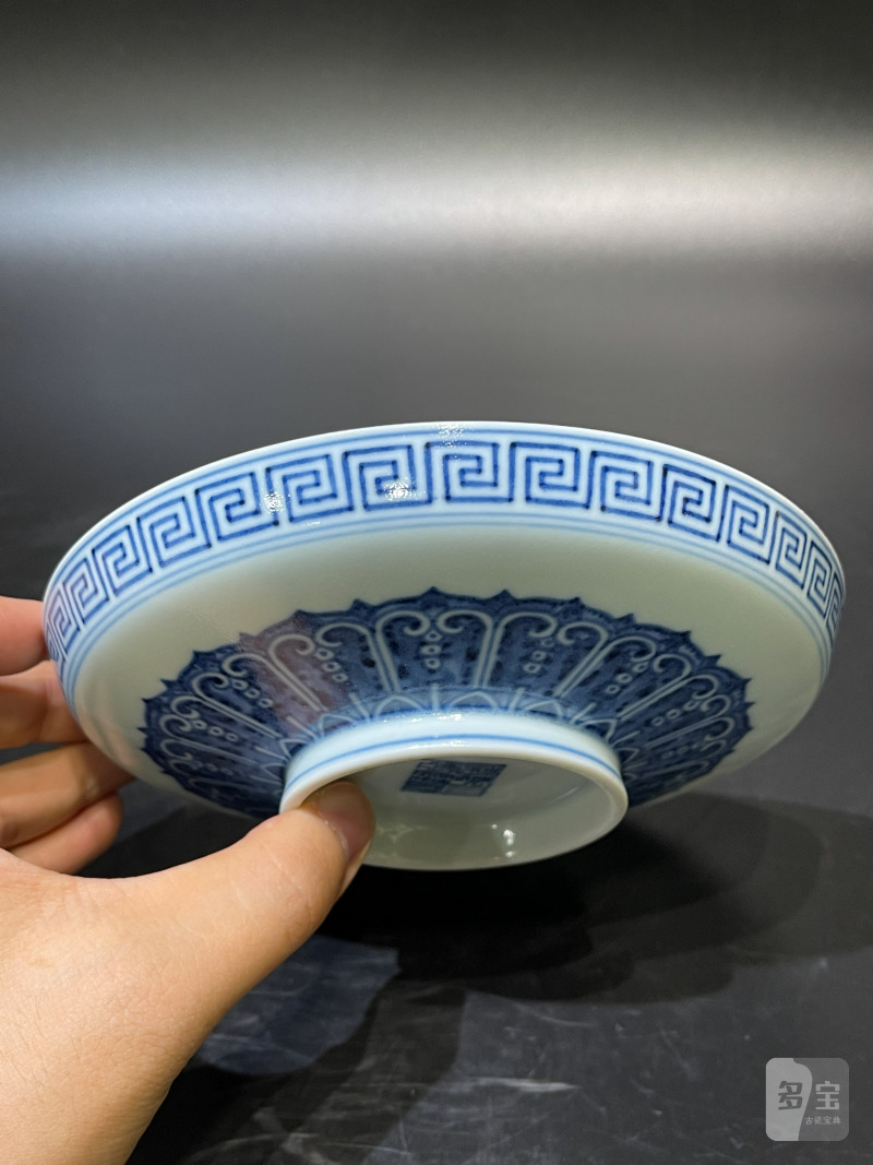 清乾隆 青花八吉祥宝杵纹镗锣洗 - 图9